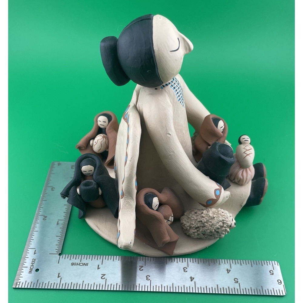 Native American Pottery Storyteller Angel Signed '93 Jo Venia 7 Children/2 Sheep - Picture 15 of 16